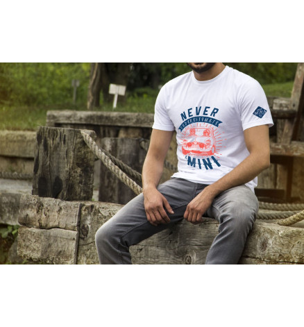 T-SHIRT NEVER BIANCA - UOMO